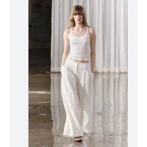 Zara Womens Pants Medium M Trousers White Wide Leg Pleated Linen 2365/586 NWT